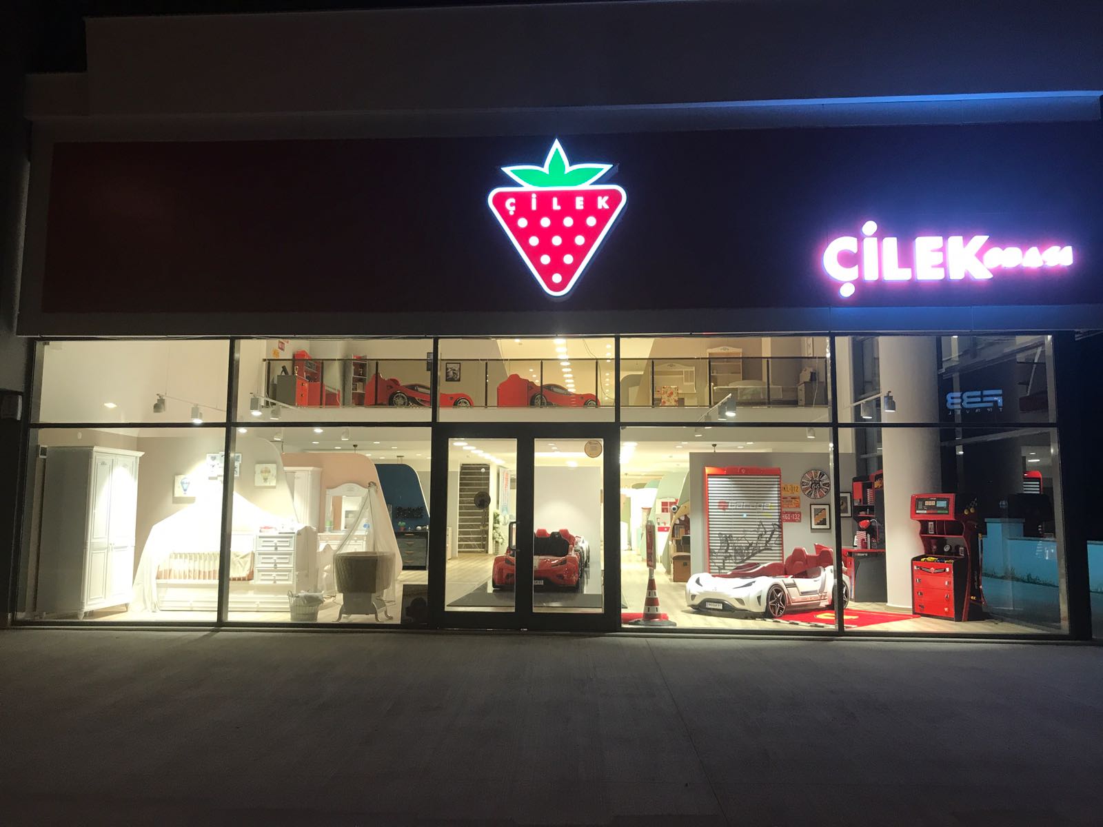 business advertising gallery
